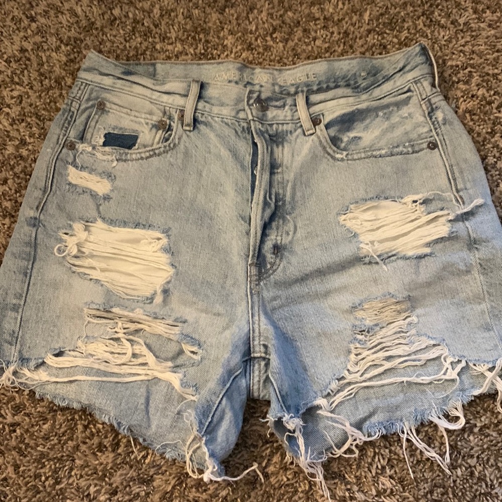 American eagle shorts size 6